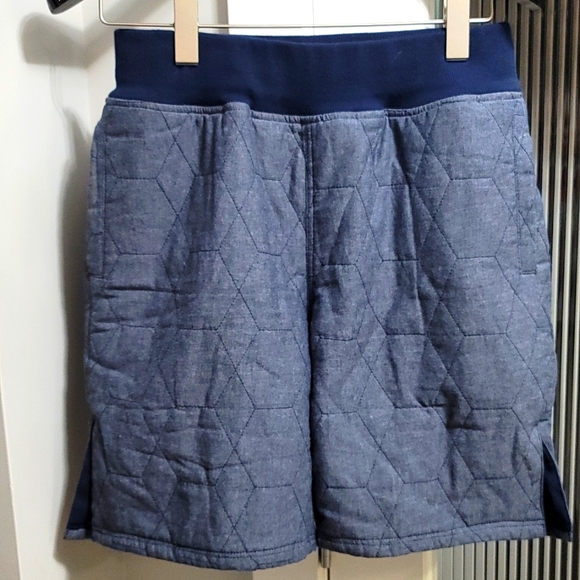Unyforme Quilted Shorts - Picture 1 of 6